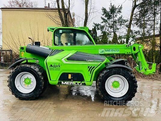 Merlo TF 42.7 156 Teleskoplastare