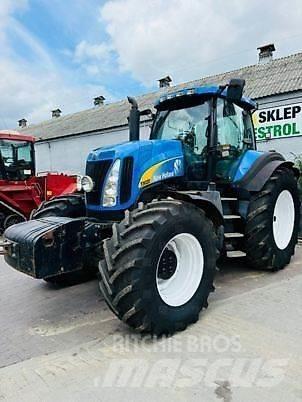 New Holland T8020 Traktorer
