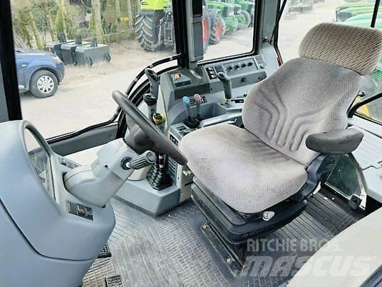 Valtra T160 Traktorer