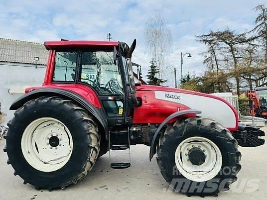 Valtra T160 Traktorer