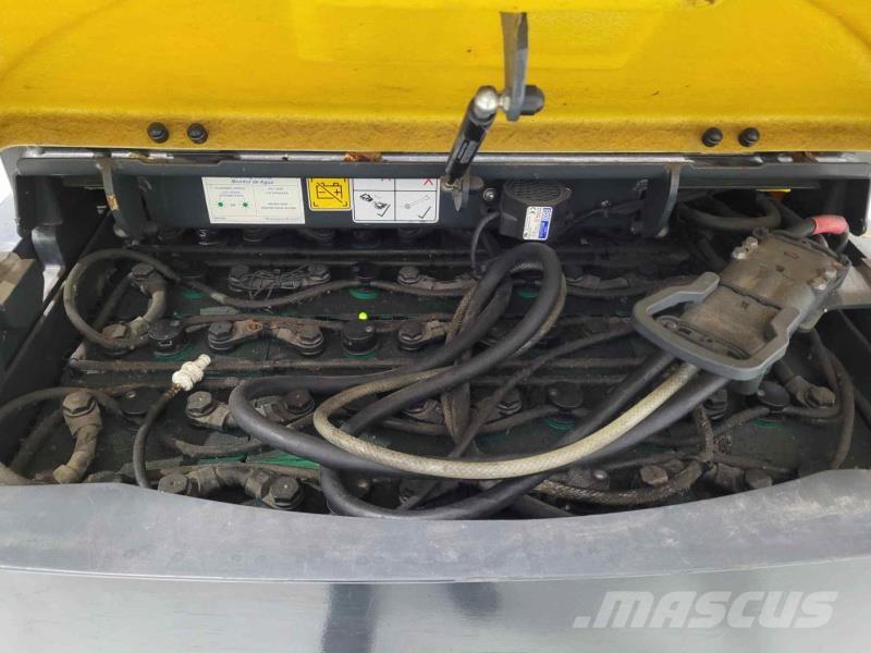 Aisle-Master AM20SE Smalgångstruck