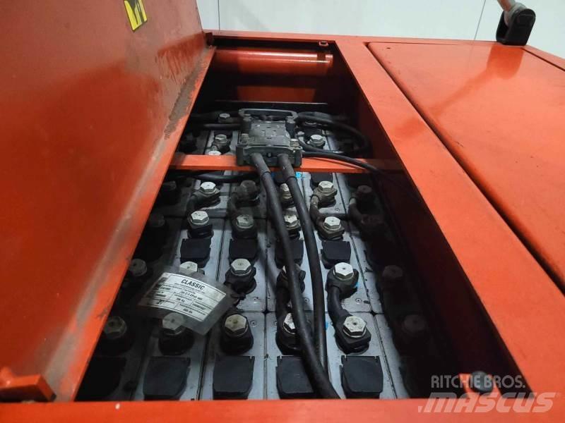 BT OP1000HSE Plocktruck, mediumlyftande