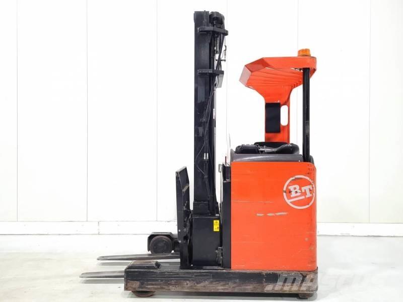 BT RRM14 Skjutstativtruck