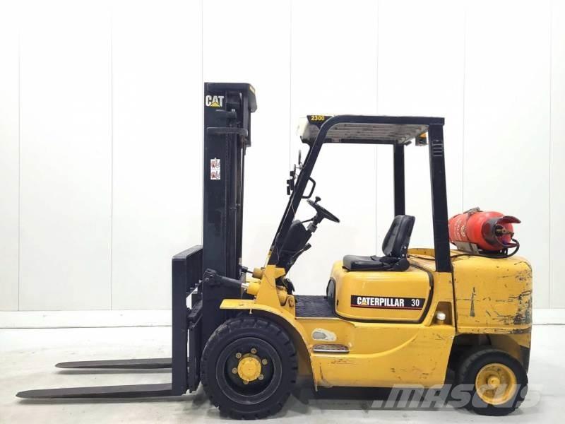 CAT GP30K Gasolmotviktstruckar