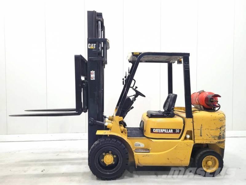 CAT GP30K Gasolmotviktstruckar