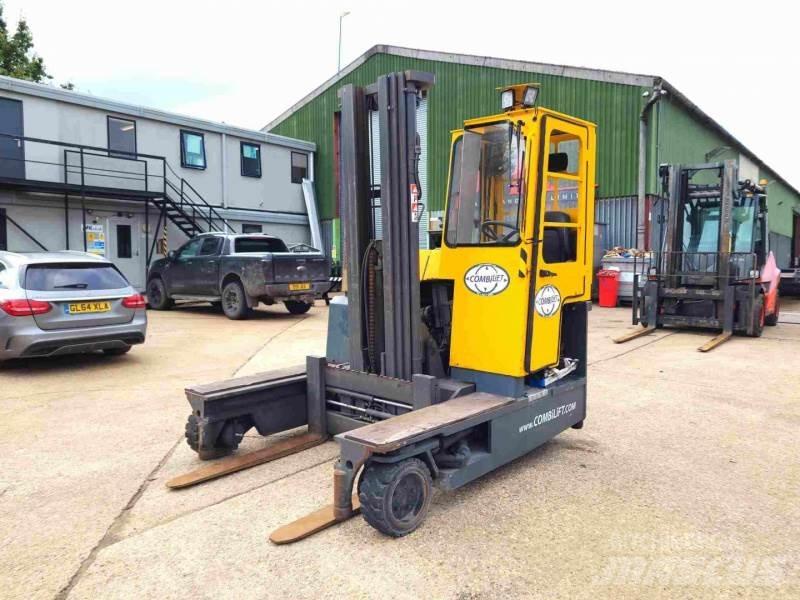 Combilift C3000 GAS 4-vägstruck