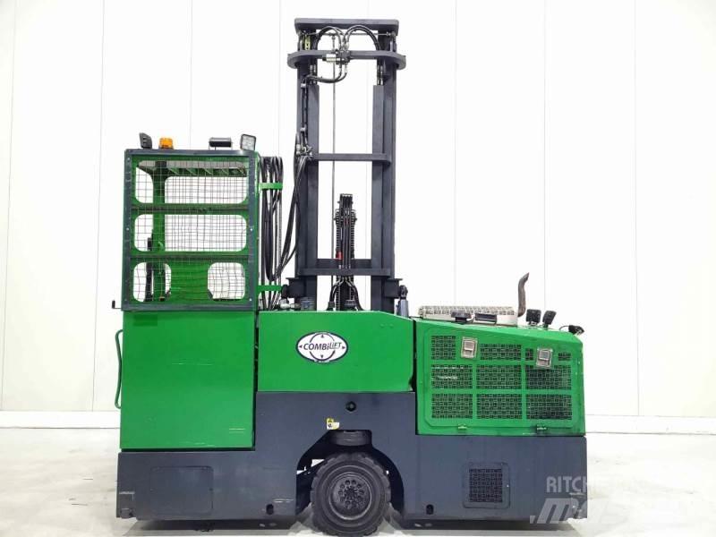 Combilift C3000GST Gasolmotviktstruckar