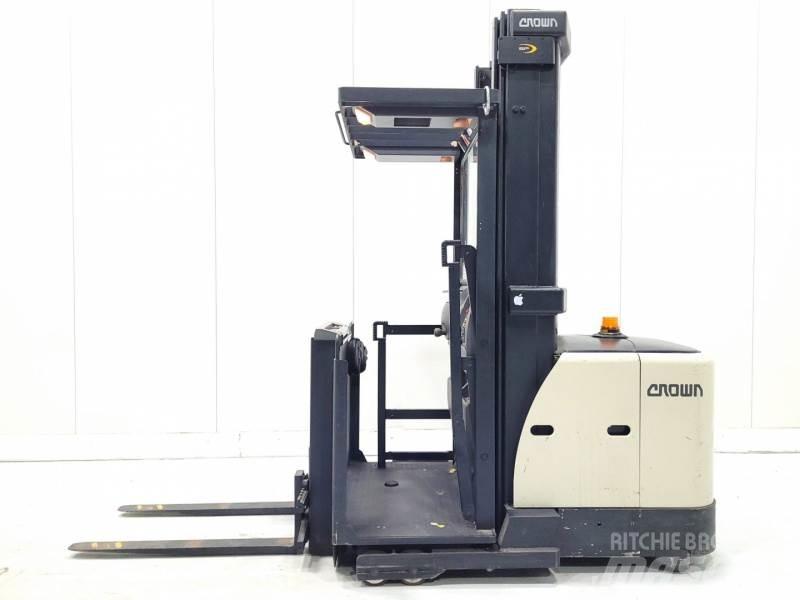 Crown SP3522-1.0 Plocktruck, mediumlyftande