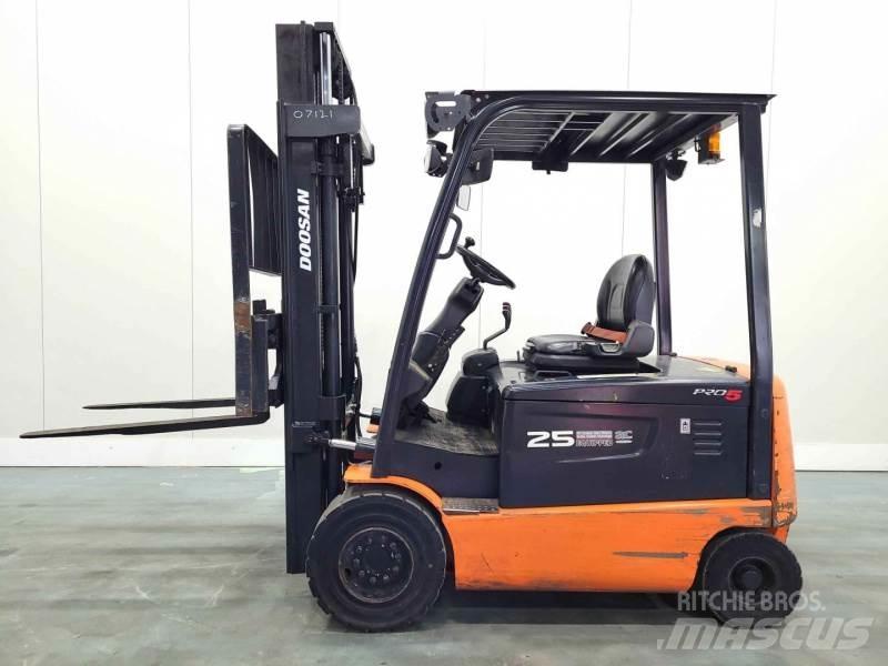 Doosan B25X-5 Elmotviktstruckar