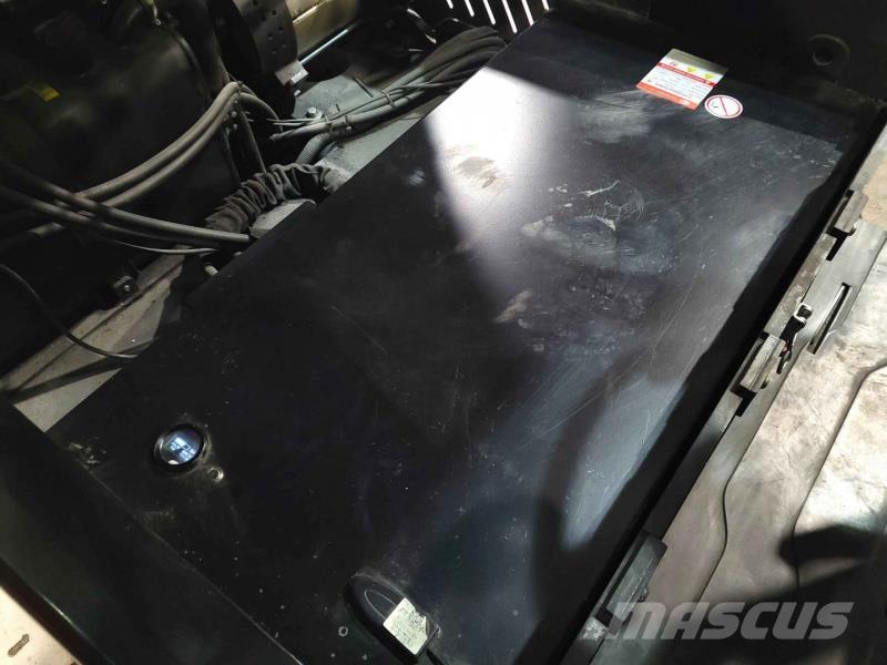 EP CPD50F8 Elmotviktstruckar