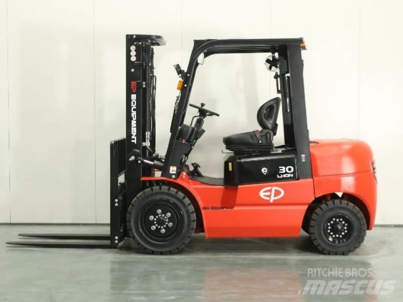 EP EFL302 HC 410 RENTAL Elmotviktstruckar