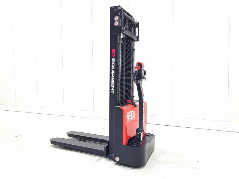 EP ESL122 Manuella pallstaplare