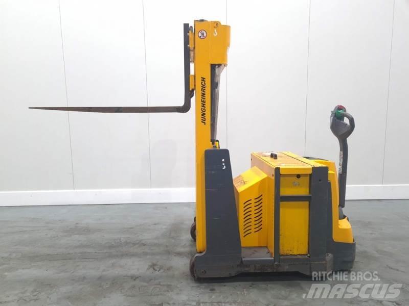Jungheinrich EJG 108 Staplare