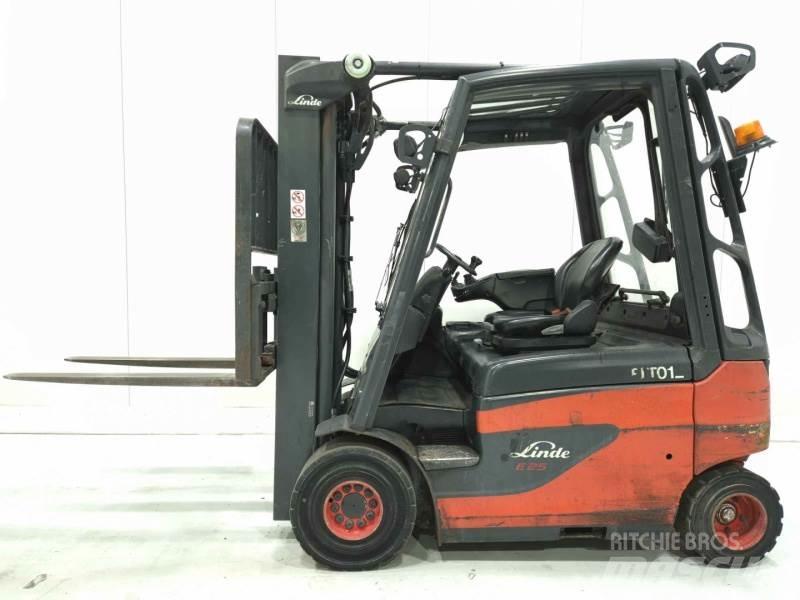 Linde E25-01 Elmotviktstruckar