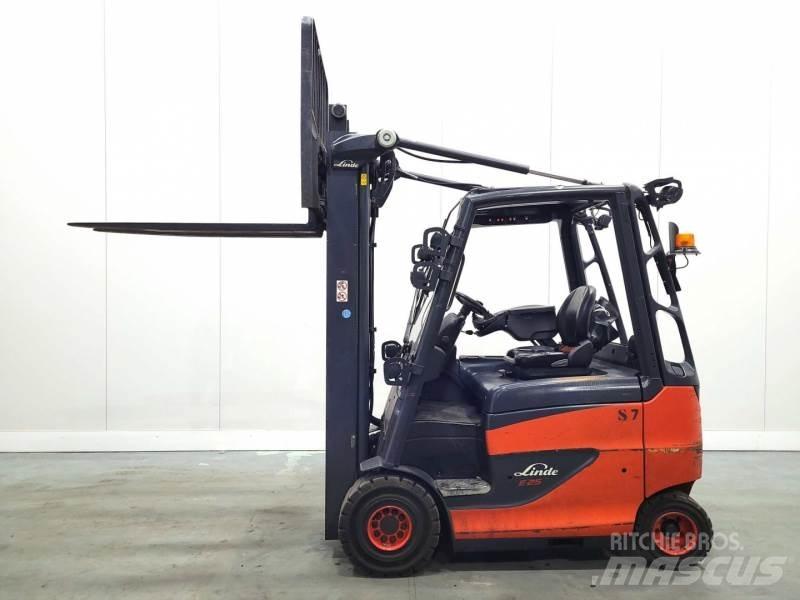 Linde E25H-01/600 387 Elmotviktstruckar