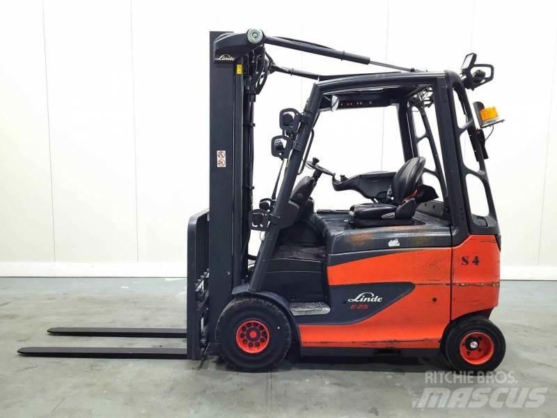 Linde E25H-01/600 387 Elmotviktstruckar