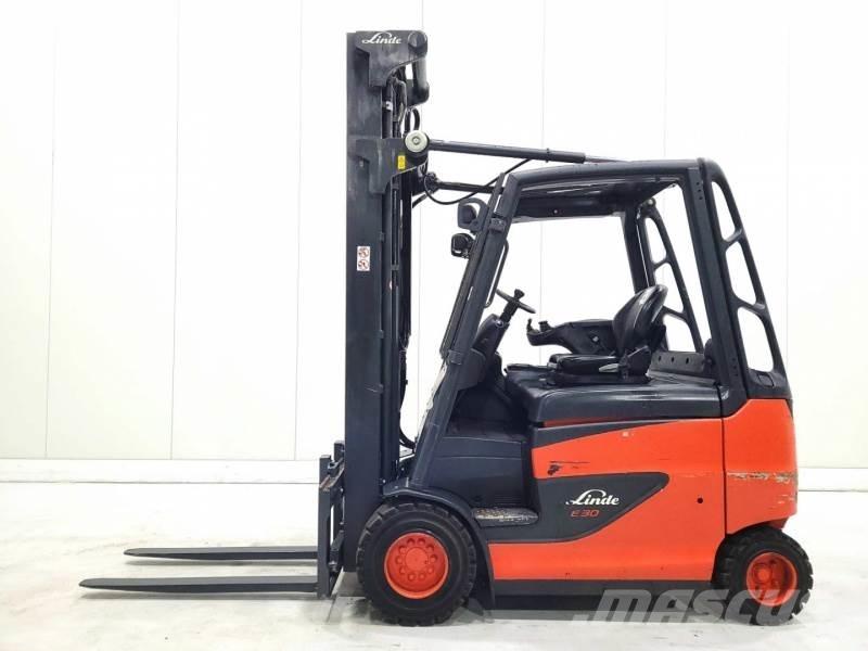 Linde E30 387 Elmotviktstruckar