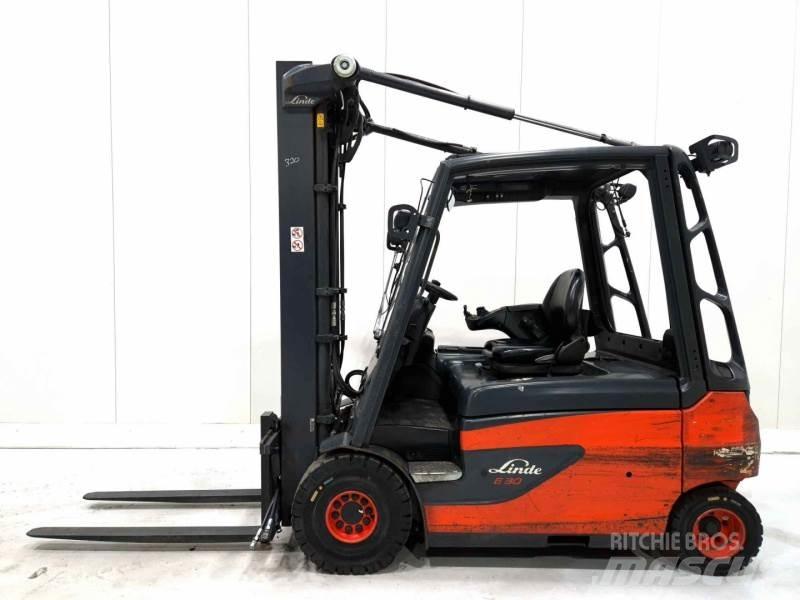 Linde E30L-01 Elmotviktstruckar