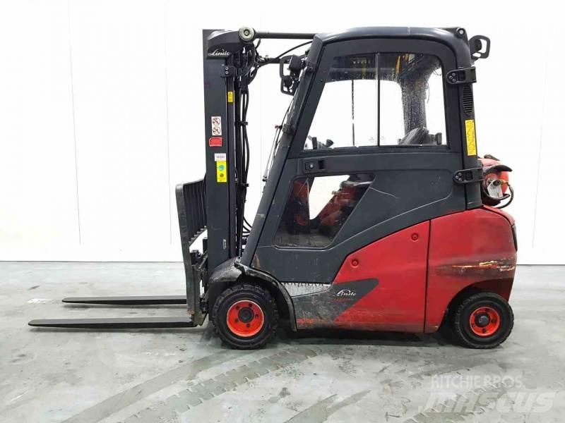 Linde H20T-01 391 Gasolmotviktstruckar