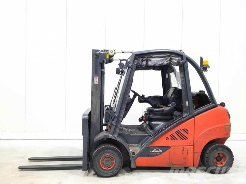 Linde H25T-02 Gasolmotviktstruckar