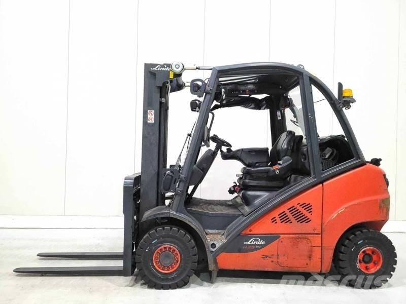 Linde H25T-02 Gasolmotviktstruckar