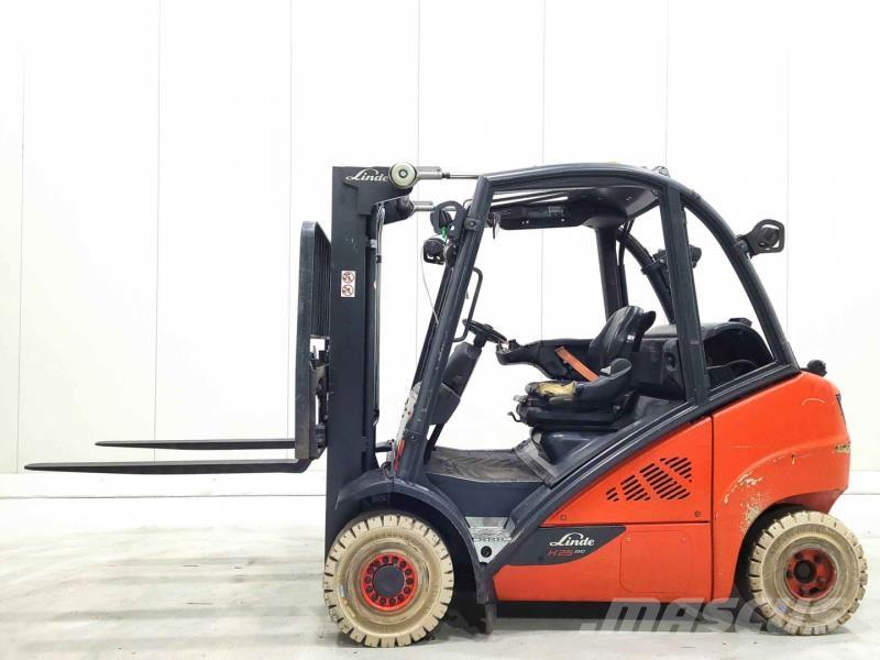 Linde H25T-02 RENTAL Gasolmotviktstruckar
