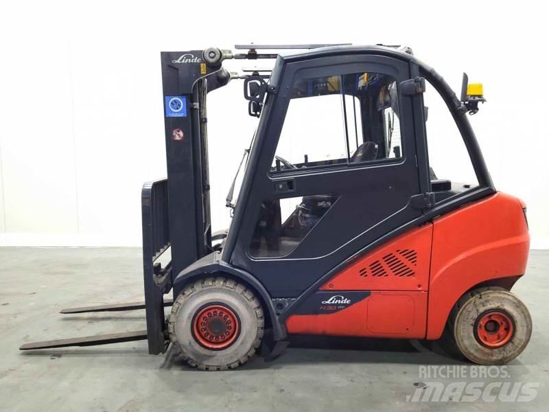 Linde H30D-02 393 Dieselmotviktstruckar