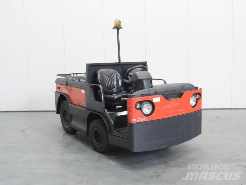 Linde P250 127 Dragtruck
