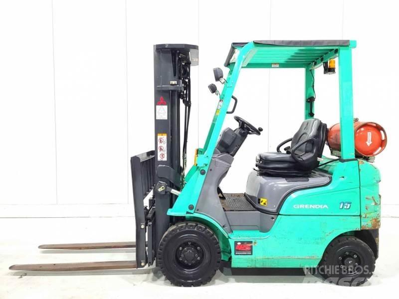 Mitsubishi FG15N Gasolmotviktstruckar