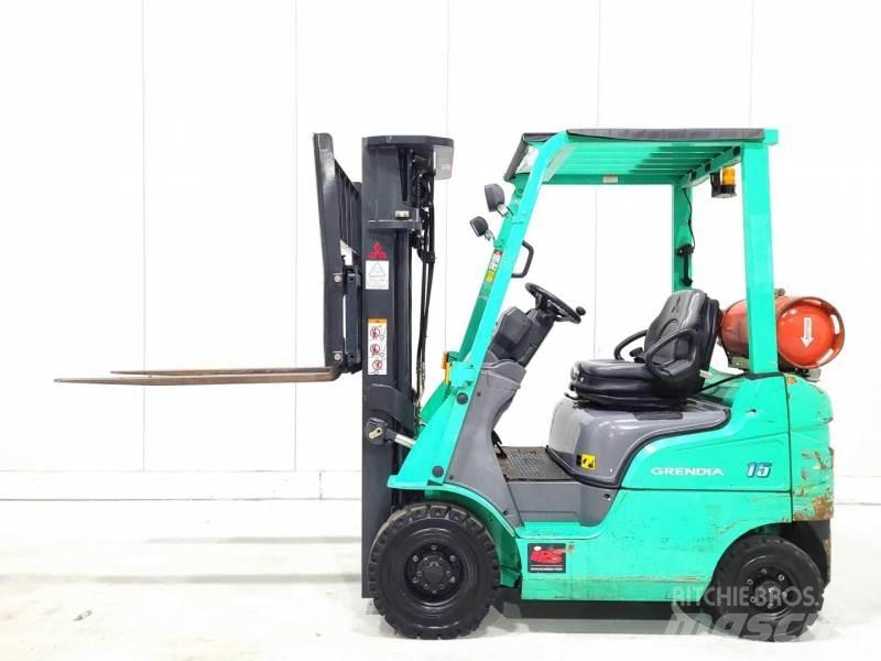 Mitsubishi FG15N Gasolmotviktstruckar