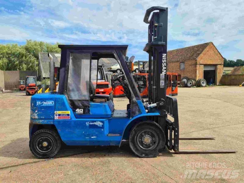 Nissan FO4D40Q2 Dieselmotviktstruckar