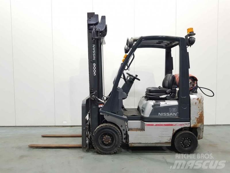 Nissan P1D1A18LQ Gasolmotviktstruckar
