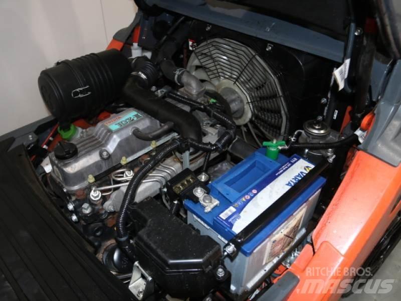 Toyota 02-8FDF30 Dieselmotviktstruckar