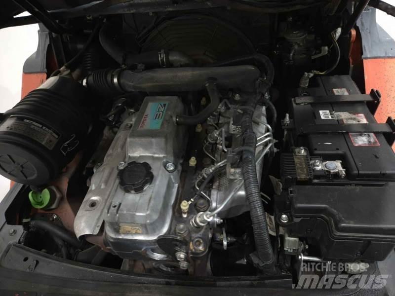 Toyota 52-8FDJF35 Dieselmotviktstruckar