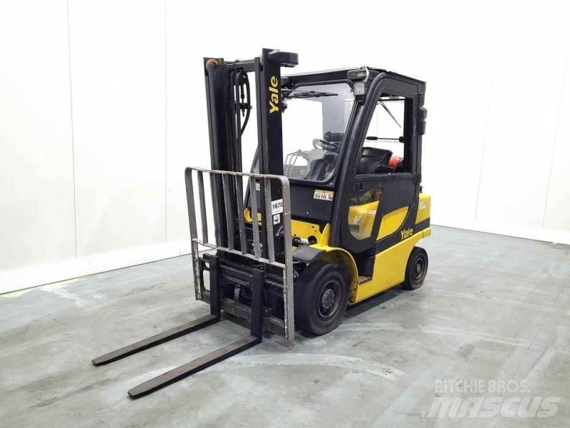 Yale GLP25VX Gasolmotviktstruckar