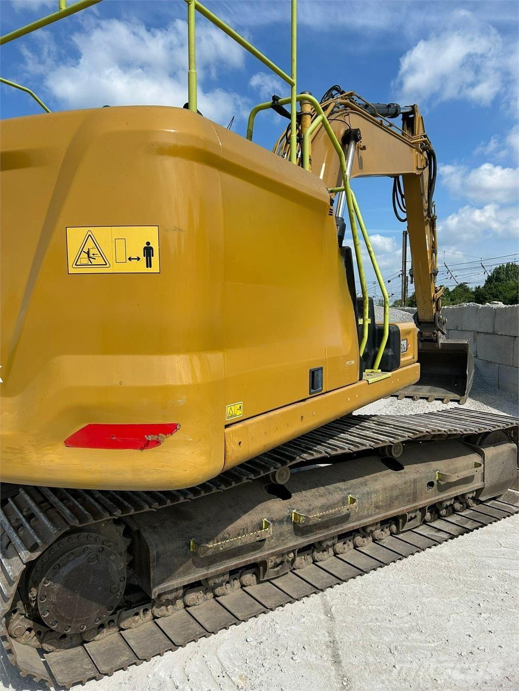 CAT 320 Bandgrävare