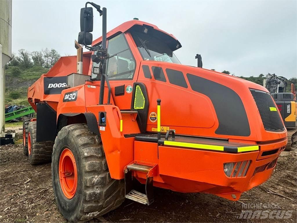 Doosan DA30 Midjestyrd dumper