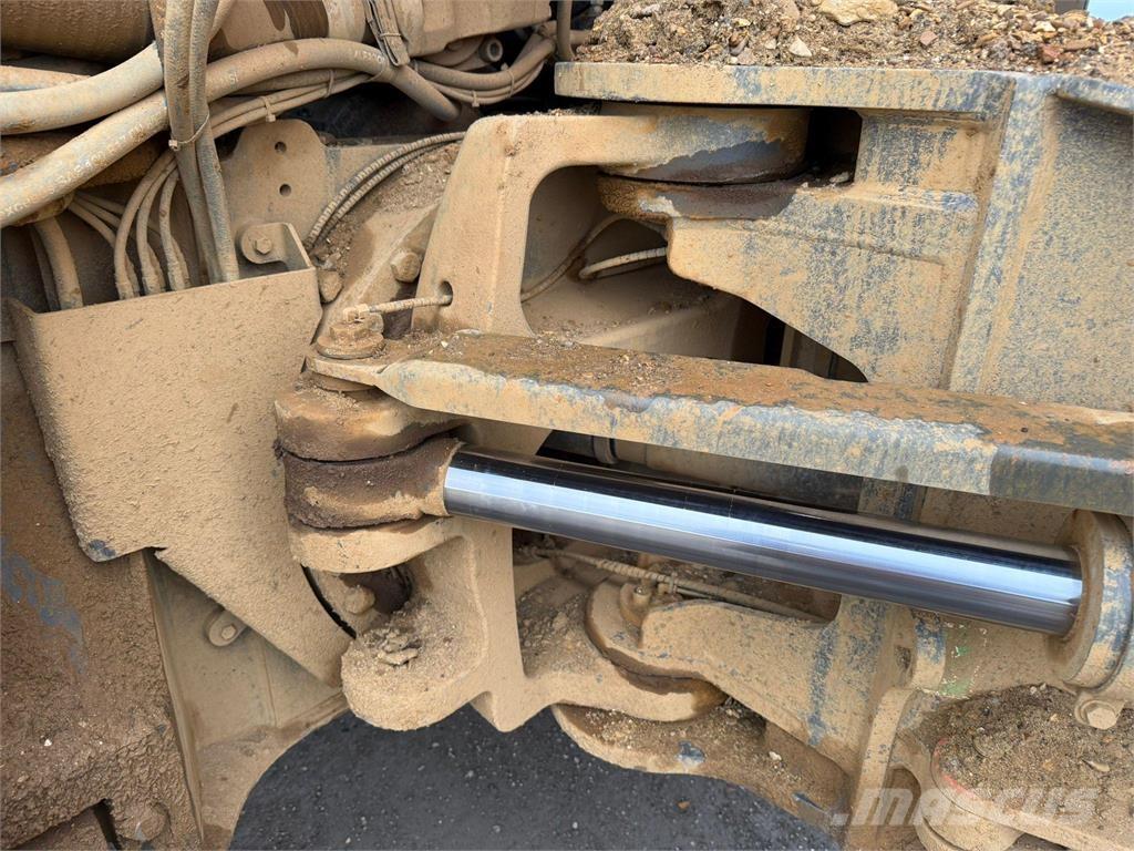 Doosan DA45 Midjestyrd dumper