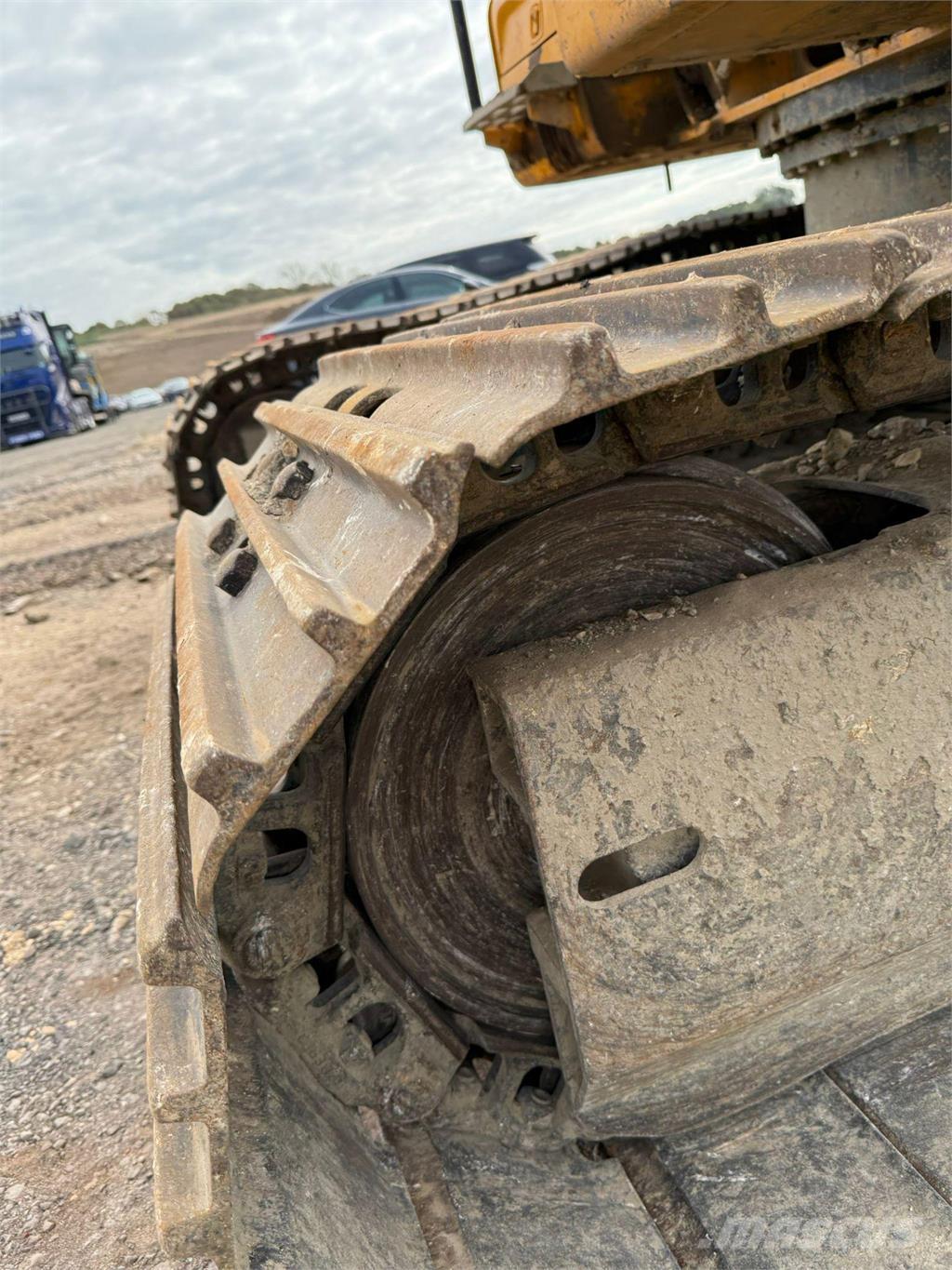 JCB 220X L 4F Bandgrävare