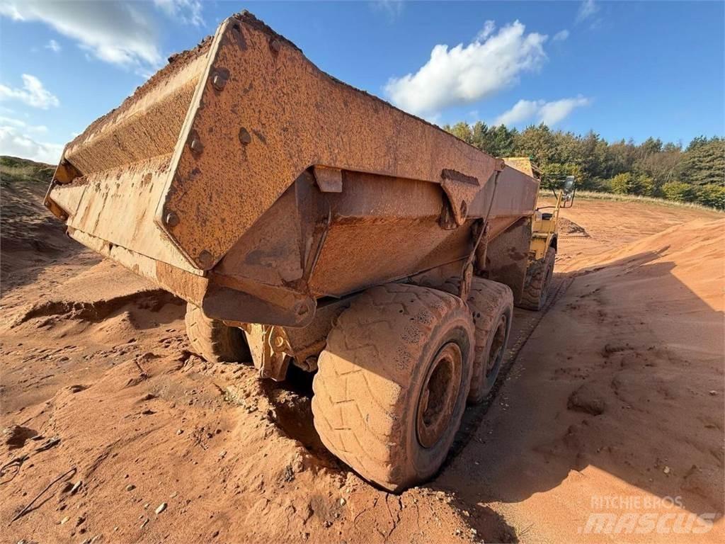 Volvo A25D Midjestyrd dumper