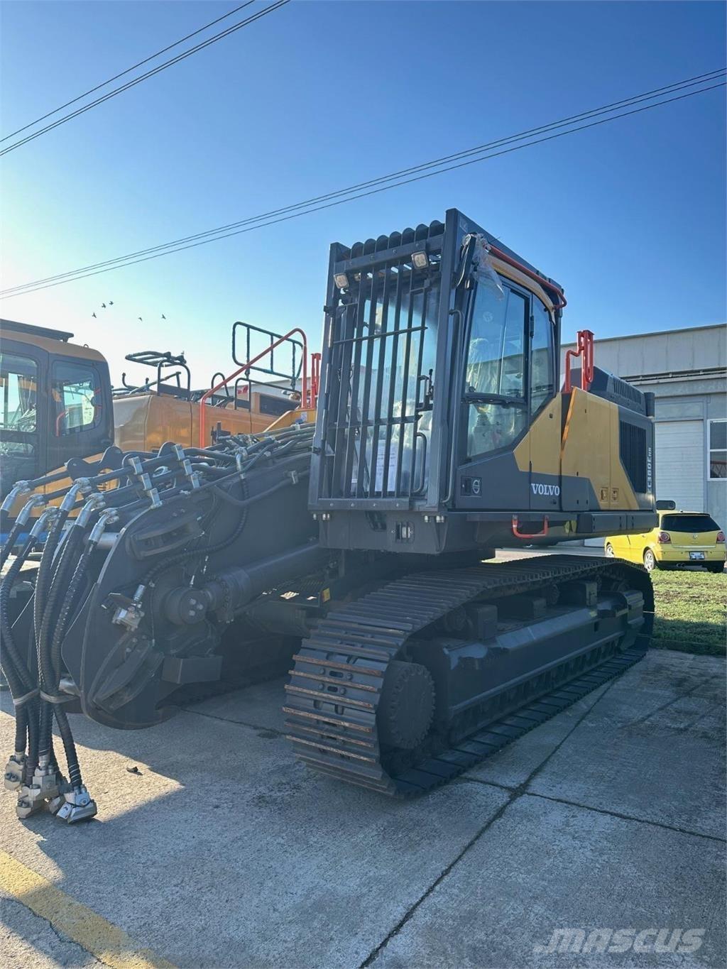 Volvo EC380EHR Rivningsgrävare