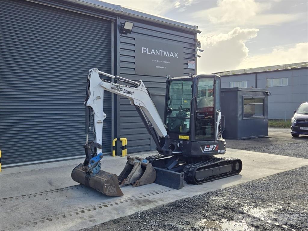 Bobcat E27 Minigrävare < 7t