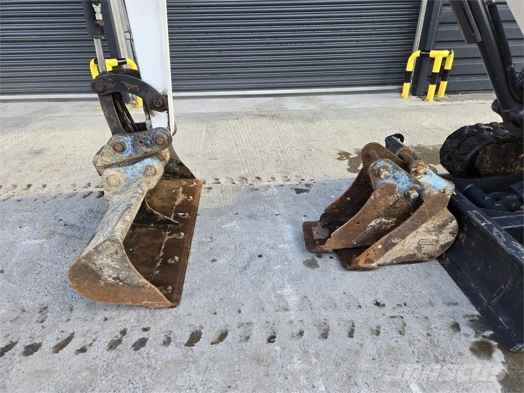 Bobcat E27 Minigrävare < 7t