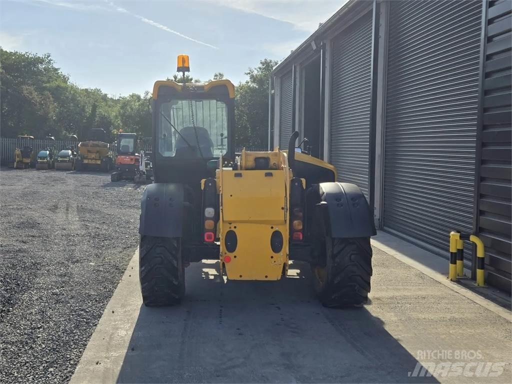 JCB -- Teleskoplastare
