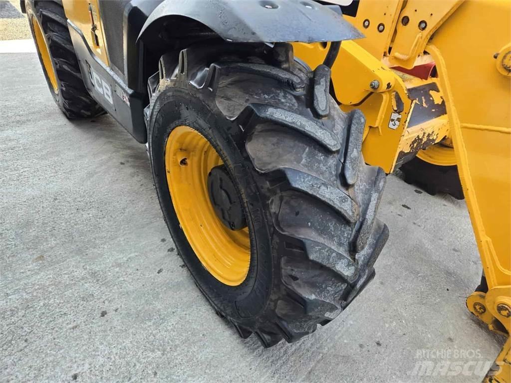JCB 535-95 Teleskoplastare