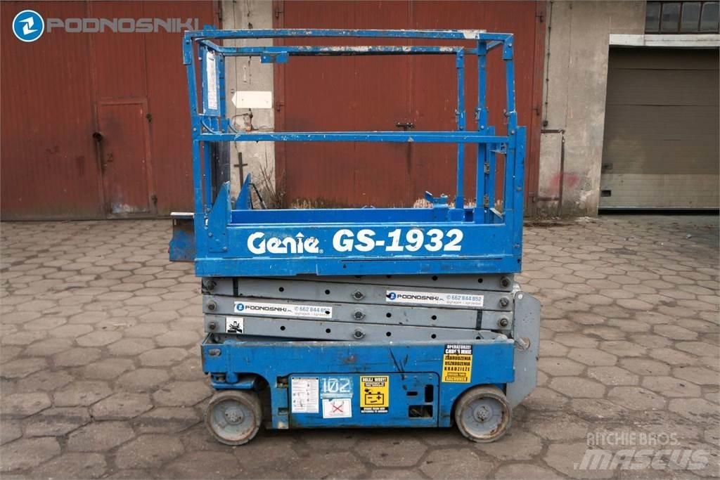 Genie 1932 Saxliftar