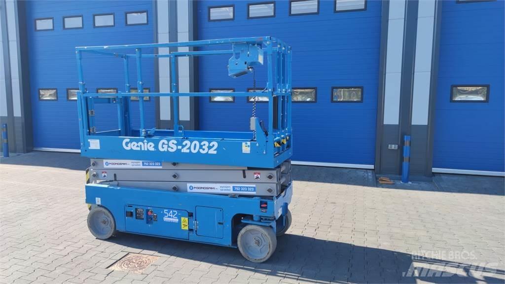 Genie 2032 Saxliftar