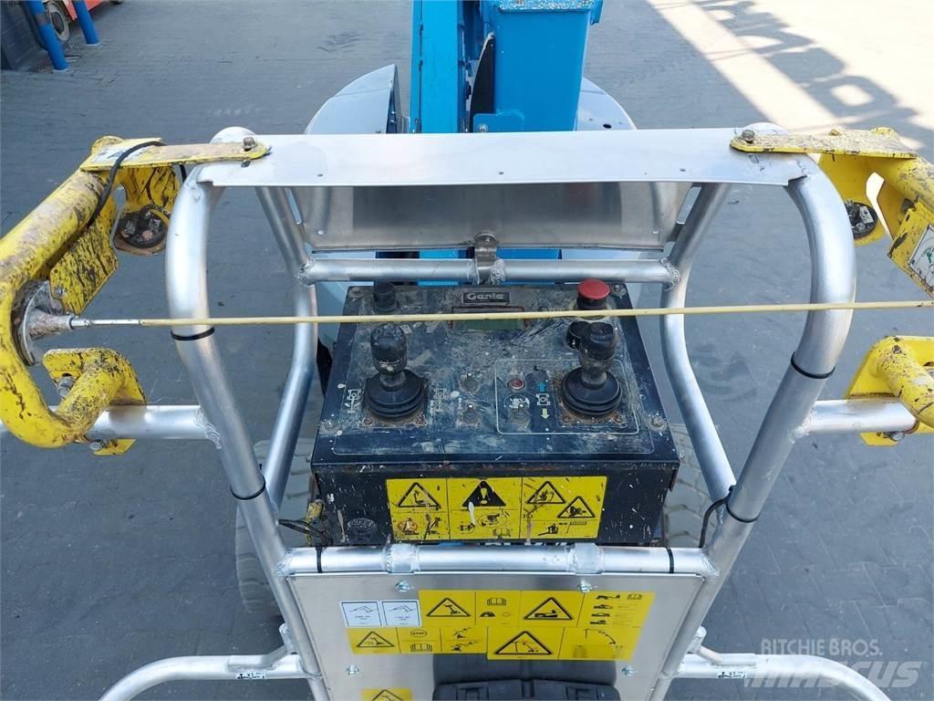 Genie Z-33/18 Bomliftar