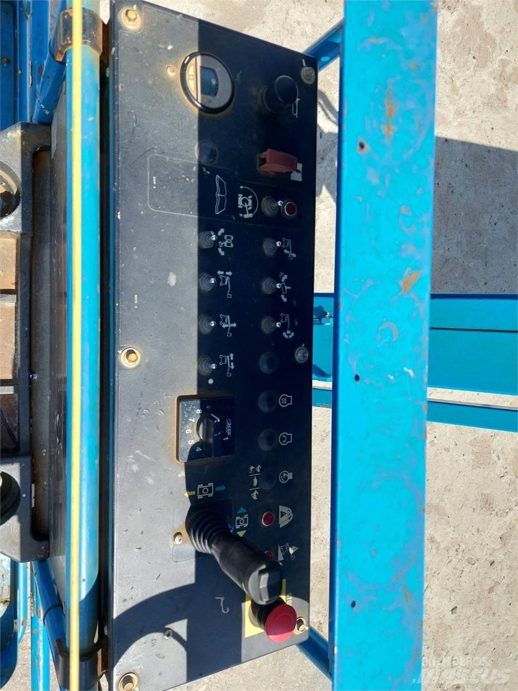 Genie Z-45/25J DC Bomliftar