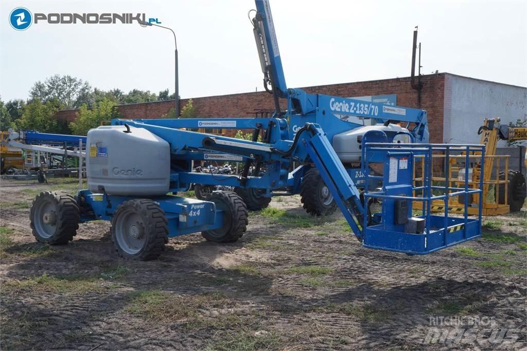 Genie Z45/25J Bomliftar